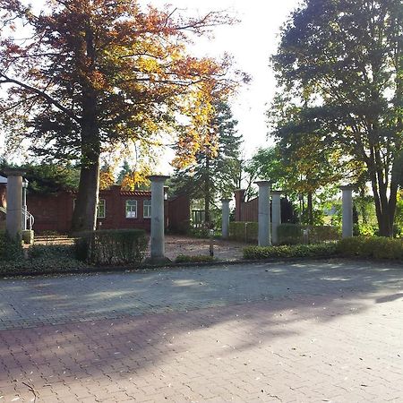 Hotel Restaurant Am Pfauenhof Quakenbrück Exteriör bild