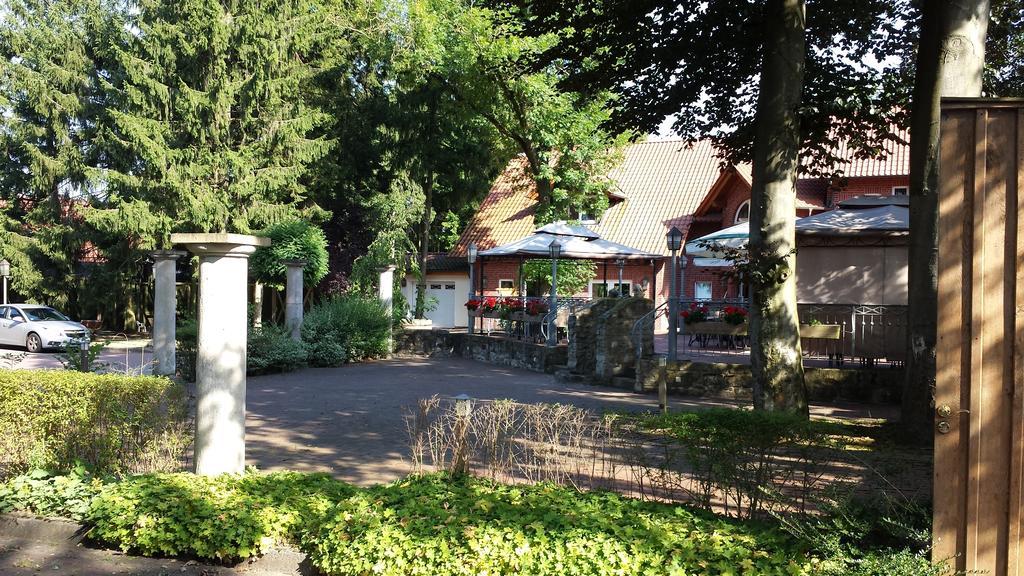 Hotel Restaurant Am Pfauenhof Quakenbrück Exteriör bild