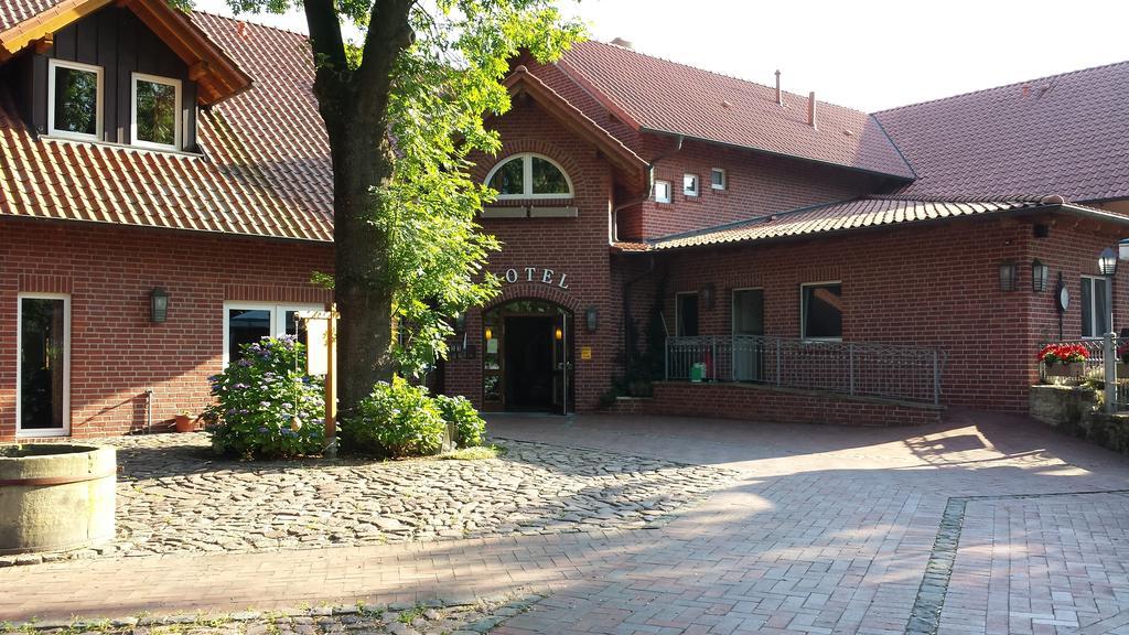 Hotel Restaurant Am Pfauenhof Quakenbrück Exteriör bild