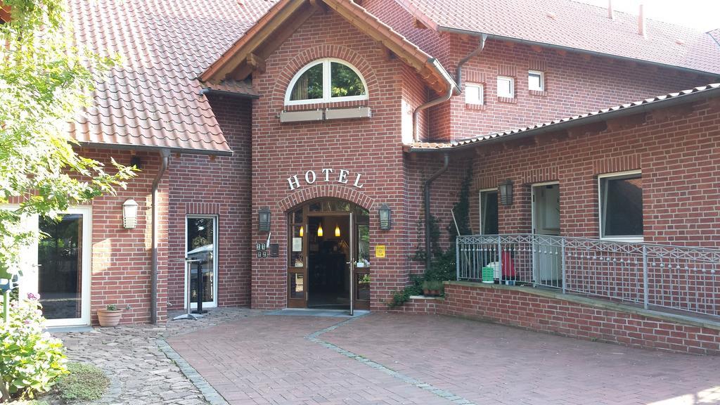 Hotel Restaurant Am Pfauenhof Quakenbrück Exteriör bild