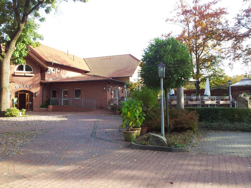 Hotel Restaurant Am Pfauenhof Quakenbrück Exteriör bild