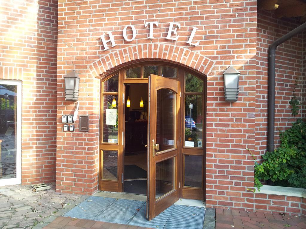 Hotel Restaurant Am Pfauenhof Quakenbrück Exteriör bild